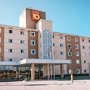 https://hotel-10-blumenau.santa-catarina-brasil.com